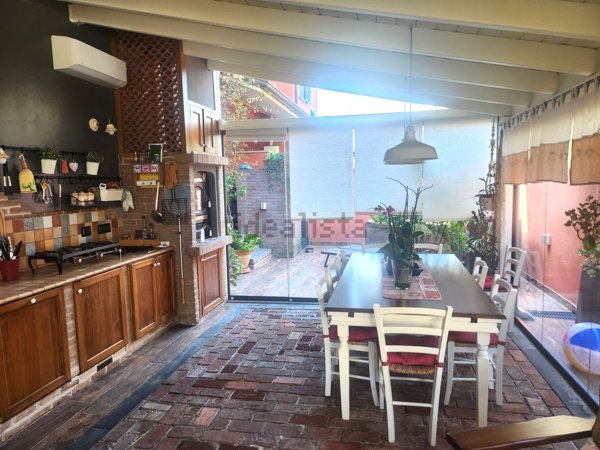 casa indipendente in vendita a Fosdinovo in zona Caniparola