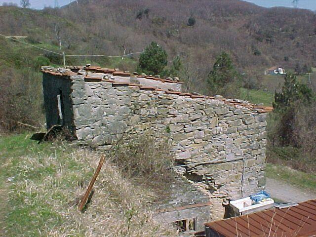 appartamento in vendita a Fosdinovo in zona Tendola