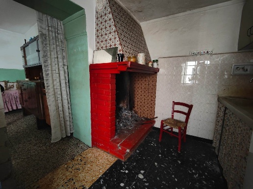 appartamento in vendita a Fosdinovo in zona Tendola