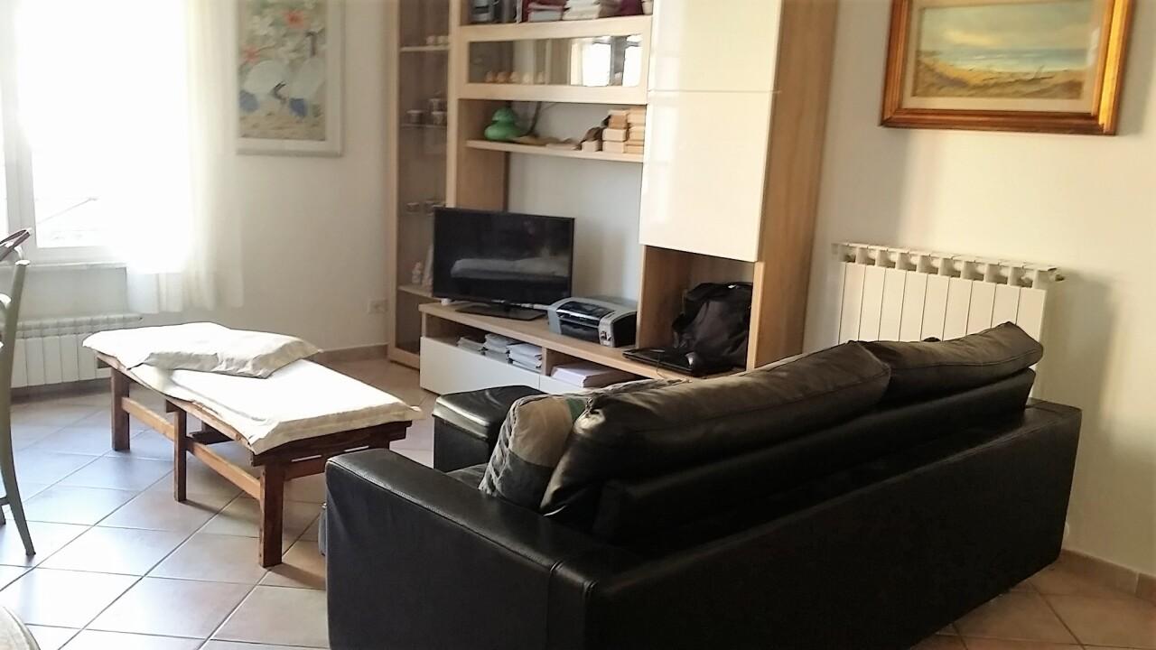 appartamento in vendita a Fosdinovo in zona Caniparola