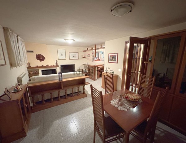 appartamento in vendita a Fosdinovo in zona Caniparola