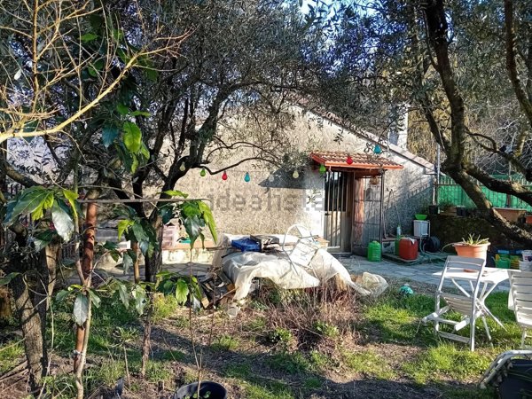 casa indipendente in vendita a Fosdinovo