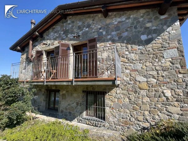 casa indipendente in vendita a Fosdinovo