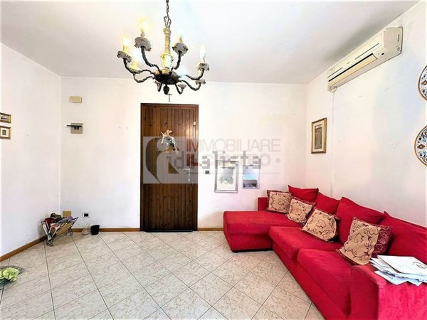 appartamento in vendita a Fosdinovo in zona Caniparola