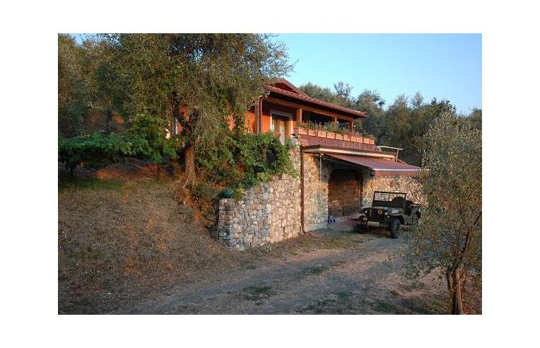 casa indipendente in vendita a Fosdinovo