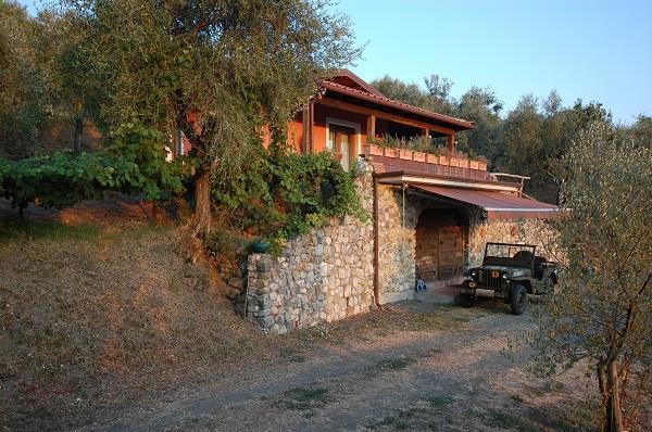 casa indipendente in vendita a Fosdinovo