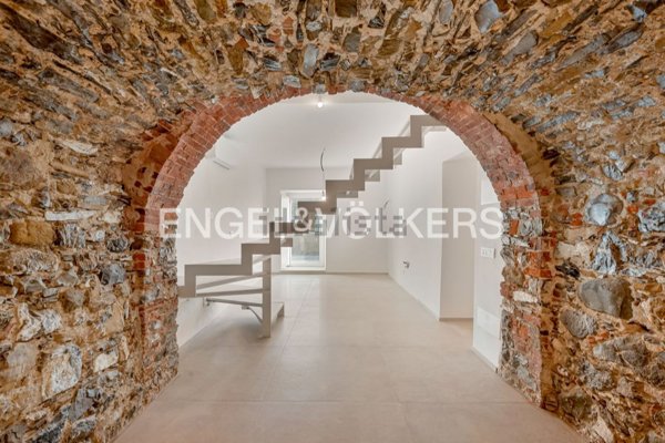 casa semindipendente in vendita a Fosdinovo