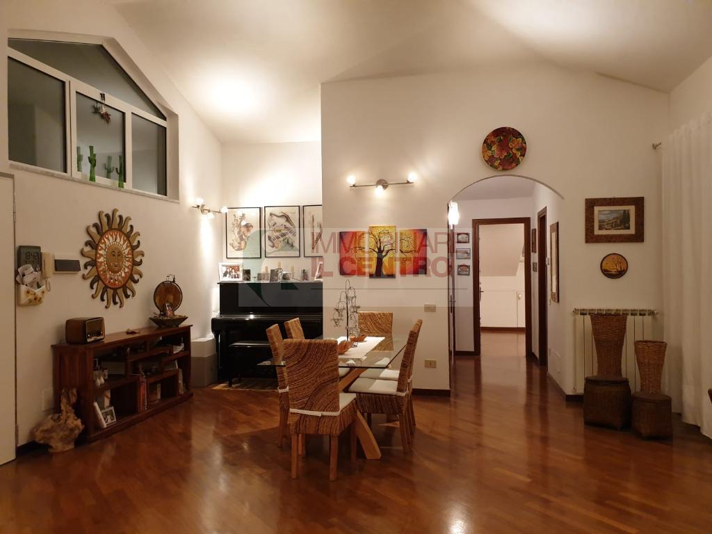 appartamento in vendita a Fosdinovo in zona Caniparola