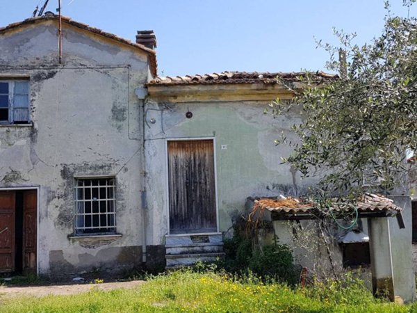 casa indipendente in vendita a Fosdinovo