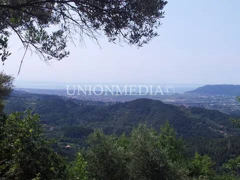 casa indipendente in vendita a Fosdinovo