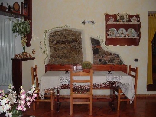 appartamento in vendita a Fosdinovo in zona Tendola