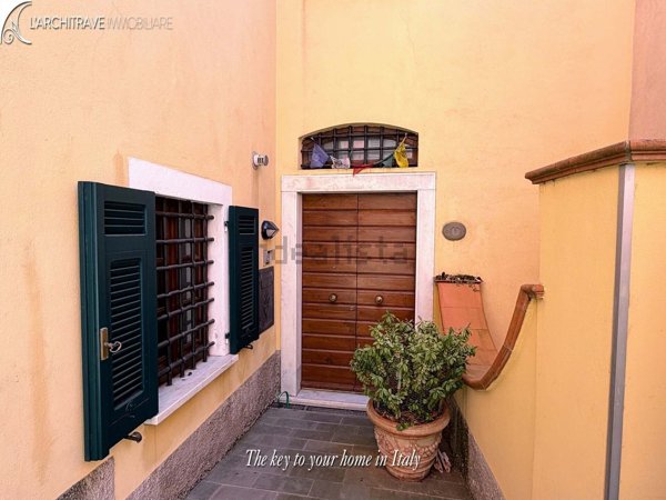 casa indipendente in vendita a Fosdinovo