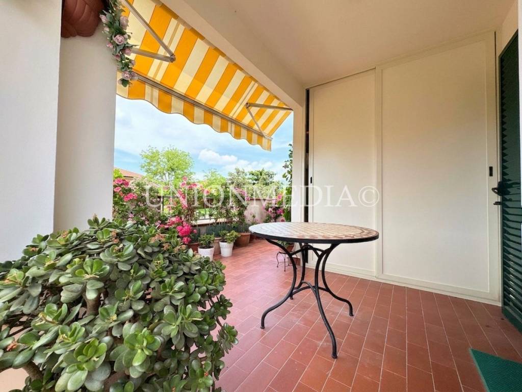 appartamento in vendita a Fosdinovo in zona Caniparola