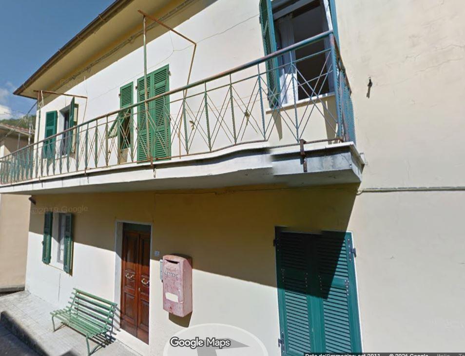 casa indipendente in vendita a Fosdinovo in zona Marciaso