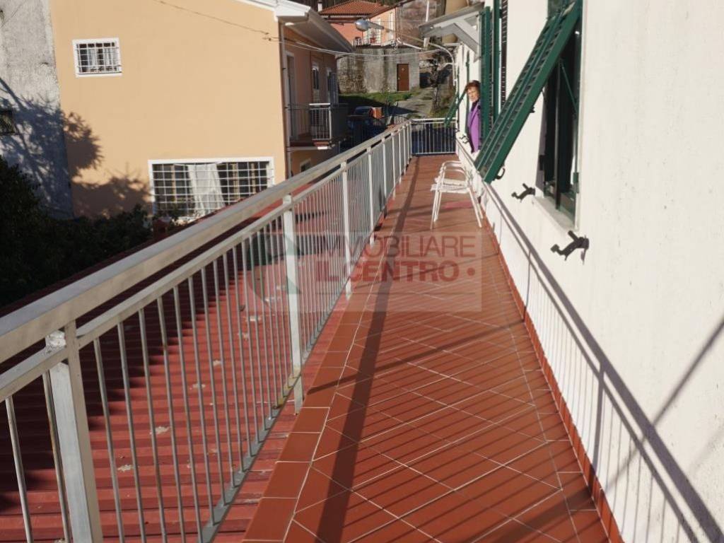 appartamento in vendita a Fosdinovo in zona Carignano