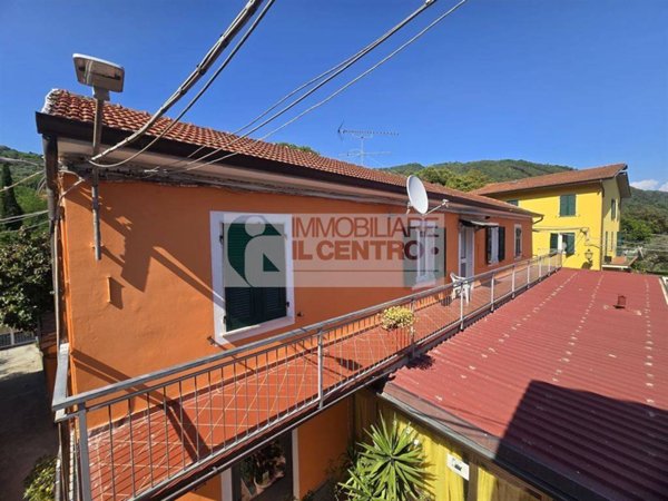 appartamento in vendita a Fosdinovo in zona Carignano