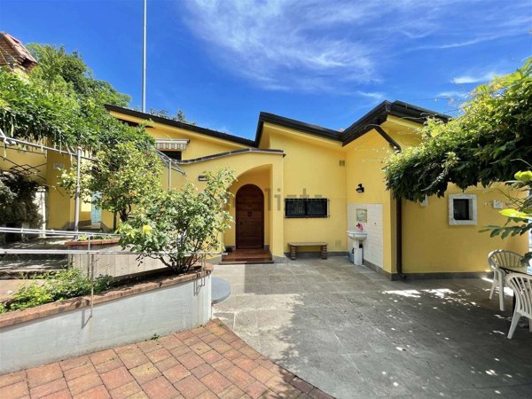 casa indipendente in vendita a Fosdinovo