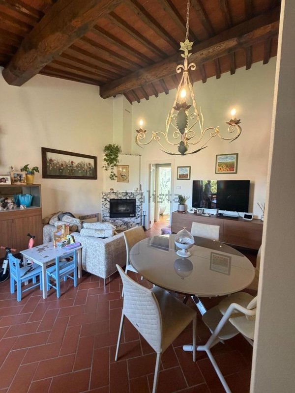appartamento in vendita a Fosdinovo in zona Caniparola