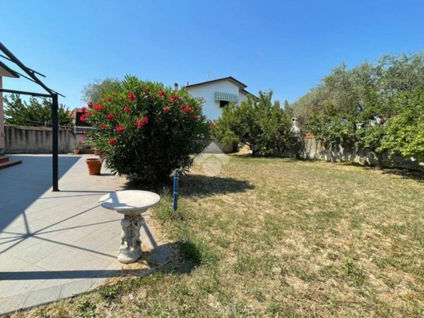 casa indipendente in vendita a Fosdinovo in zona Caniparola