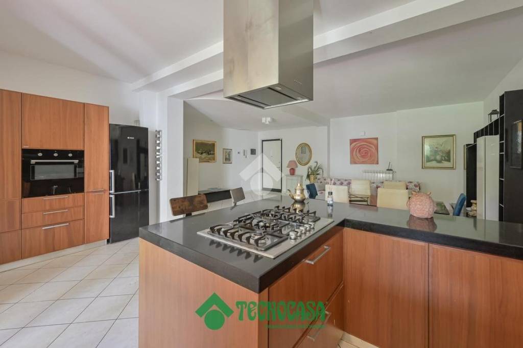 casa indipendente in vendita a Fosdinovo in zona Caniparola