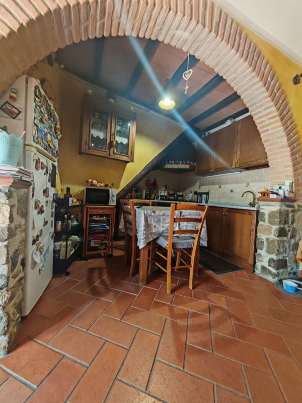 appartamento in vendita a Fosdinovo in zona Tendola