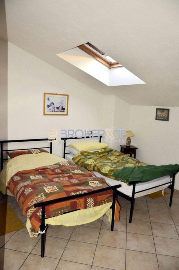 appartamento in vendita a Fosdinovo in zona Caniparola