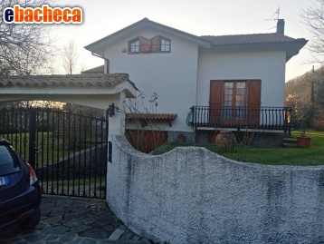 appartamento in vendita a Licciana Nardi in zona Monti