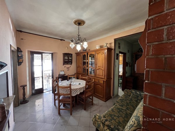 casa indipendente in vendita a Licciana Nardi in zona Monti