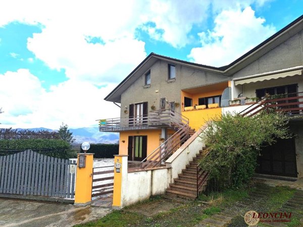 casa indipendente in vendita a Licciana Nardi in zona Monti
