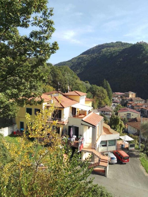 appartamento in vendita a Licciana Nardi