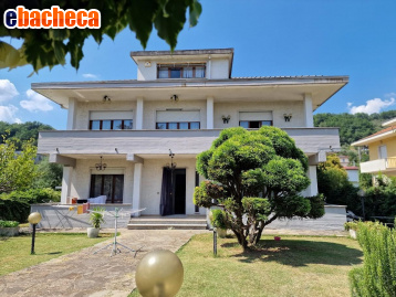 casa indipendente in vendita a Licciana Nardi in zona Monti