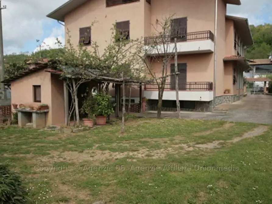 casa indipendente in vendita a Licciana Nardi in zona Monti