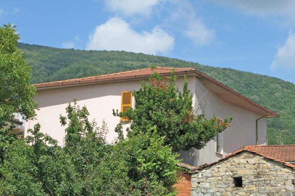 casa indipendente in vendita a Licciana Nardi
