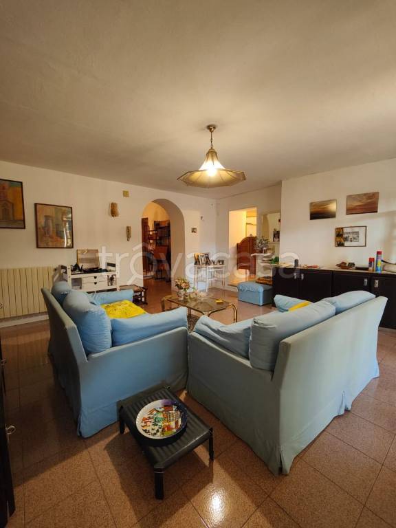 casa indipendente in vendita a Licciana Nardi