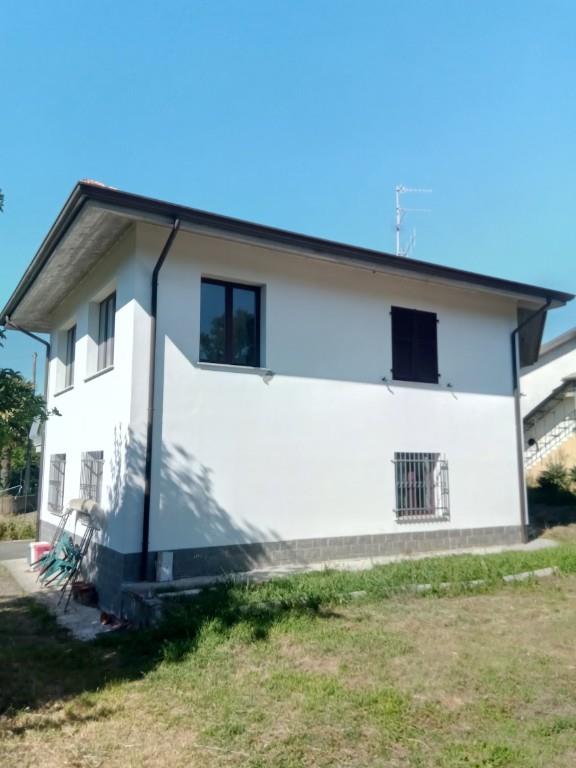 casa indipendente in vendita a Licciana Nardi in zona Costamala