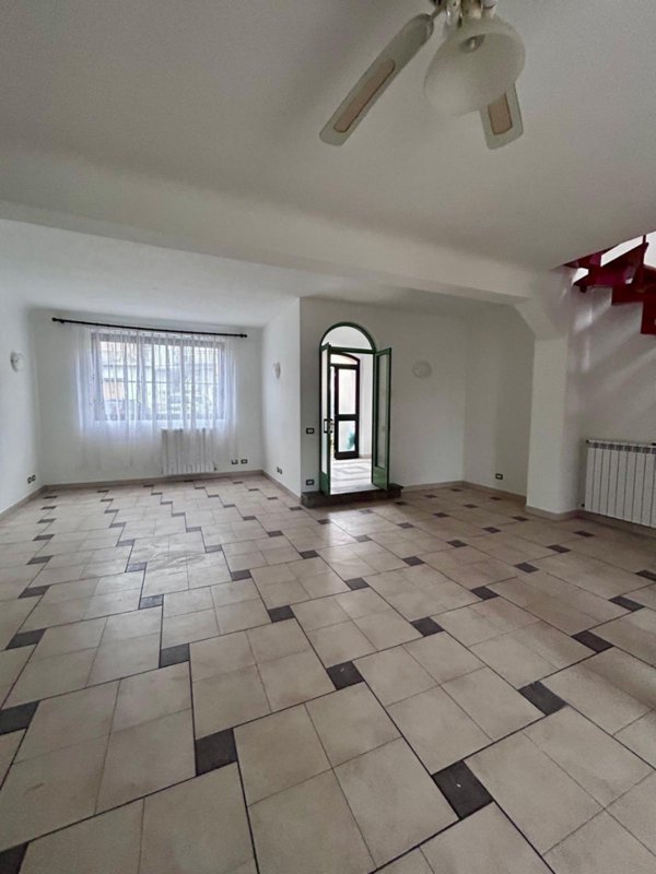 casa indipendente in vendita a Licciana Nardi in zona Monti