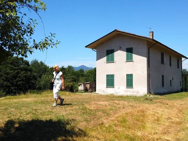 casa indipendente in vendita a Licciana Nardi