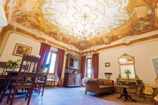 casa indipendente in vendita a Licciana Nardi