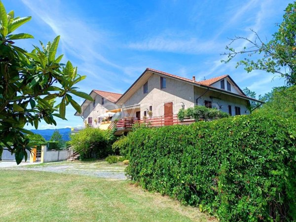 casa indipendente in vendita a Licciana Nardi in zona Monti