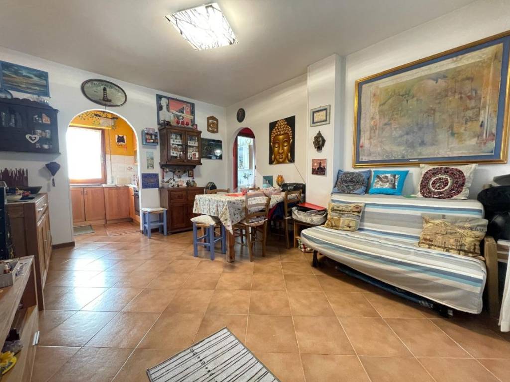 appartamento in vendita a Licciana Nardi in zona Terrarossa
