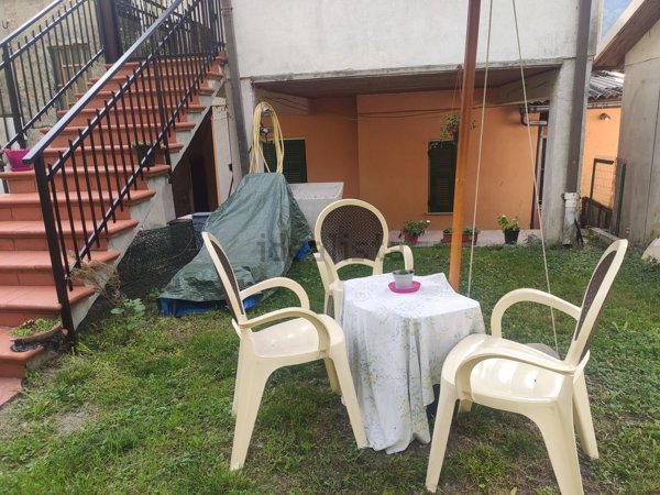 appartamento in vendita a Licciana Nardi