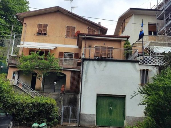casa indipendente in vendita a Licciana Nardi