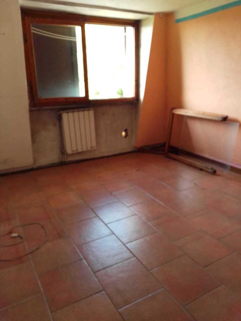 appartamento in vendita a Licciana Nardi