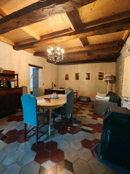 casa indipendente in vendita a Licciana Nardi