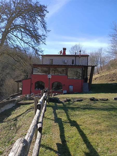 casa indipendente in vendita a Licciana Nardi in zona Monti