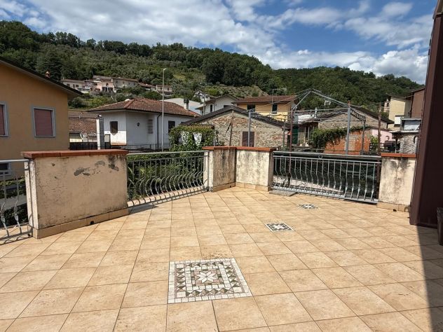 appartamento in vendita a Licciana Nardi in zona Monti