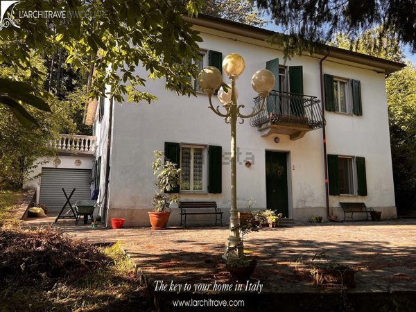 casa indipendente in vendita a Licciana Nardi
