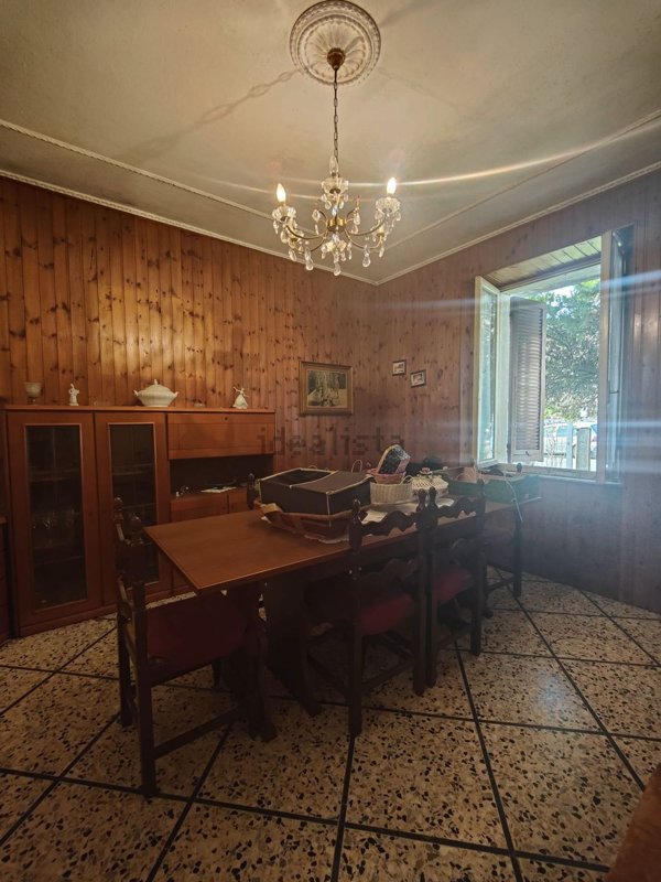 appartamento in vendita a Licciana Nardi in zona Monti