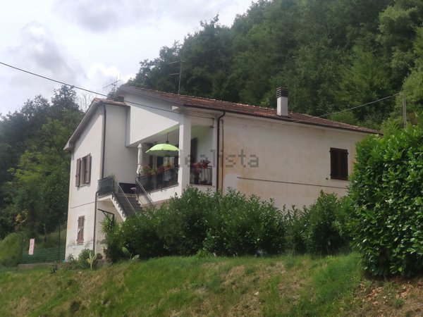 appartamento in vendita a Licciana Nardi