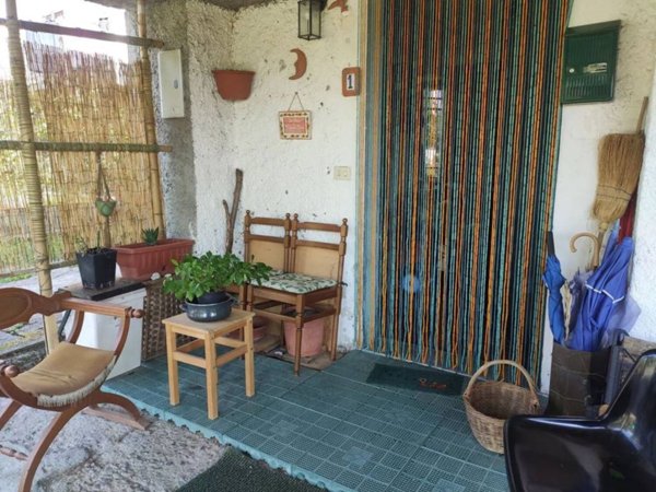 casa indipendente in vendita a Licciana Nardi in zona Monti